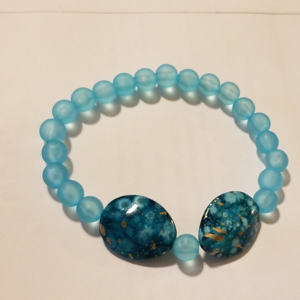 Handcraft bracelet - Picture 2 of 3